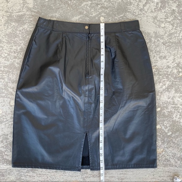 Vintage Black Leather Pencil Skirt - Picture 5 of 8